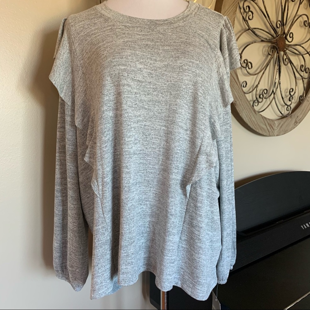 NWT FALLS CREEK Size 3X Gray Long Sleeve Soft Blouse Top with Ruffle
